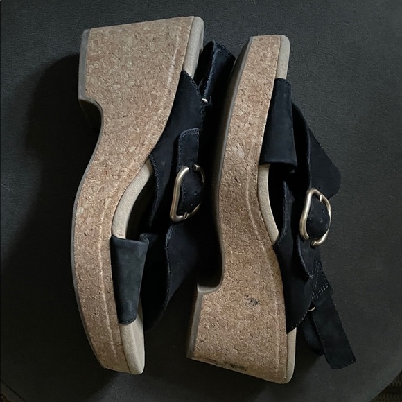 Clarks Giselle Black Women's 9 Wedge Cork Sandal Suede Buckle - Picture 7 of 8